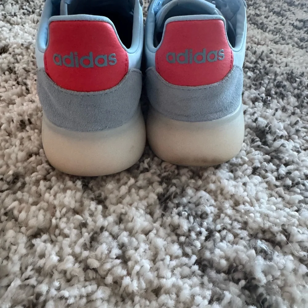 Adidas women’s Barreda Decode - Picture 2 of 3